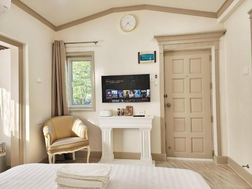 Villa Tuscany Country Resort Суан Фунг Екстериор снимка