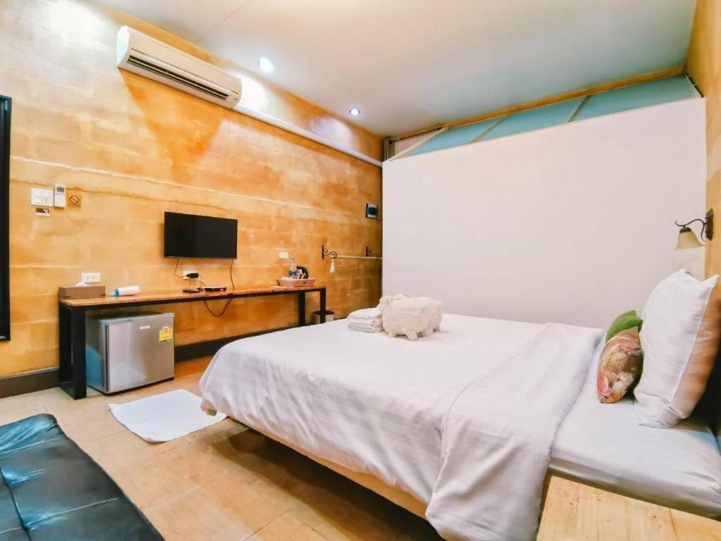 Villa Tuscany Country Resort Суан Фунг Екстериор снимка