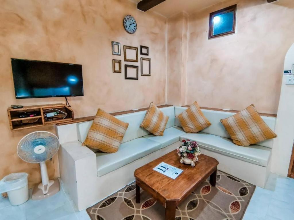 Villa Tuscany Country Resort Суан Фунг Екстериор снимка